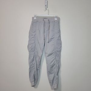 #29 Eddie Bauer silver gray white cargo hiking outdoor jogger pants